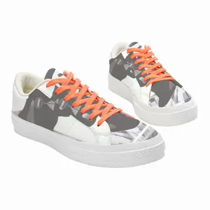 Men Liverpool Low Top Canvas Shoes