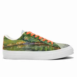 Men Shallow Pond Landscape Low Top Canvas Shoes