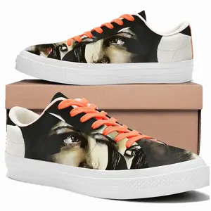 Men Masha Low Top Canvas Shoes