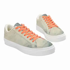 Men Close Up Cat Low Top Canvas Shoes