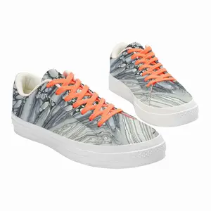 Men Checkmate Low Top Canvas Shoes