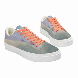 Men In The Cool Breeze Low Top Canvas Shoes