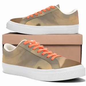 Men In The Distance Low Top Canvas Shoes