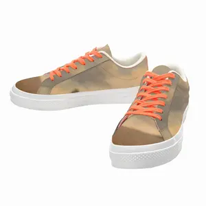 Men In The Distance Low Top Canvas Shoes