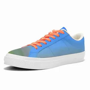 Men Watching The Sunset Low Top Canvas Shoes