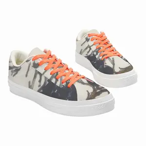 Men From The Back Low Top Canvas Shoes