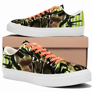 Men Horse On A Green Line Low Top Canvas Shoes