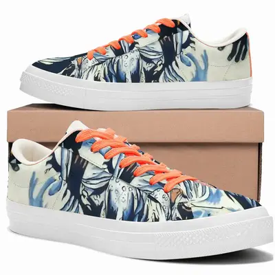 Men Grieving Madonna Low Top Canvas Shoes