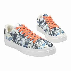 Men Grieving Madonna Low Top Canvas Shoes