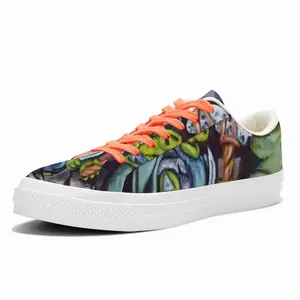 Men Confrontation Low Top Canvas Shoes