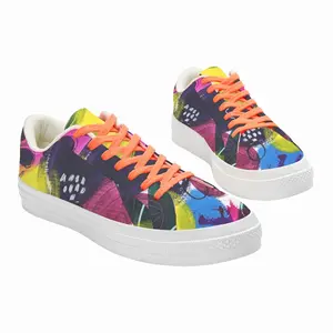 Men Viva Magenta Low Top Canvas Shoes