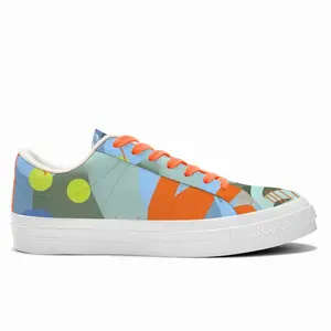 Men Dance In The Waves Low Top Canvas Shoes