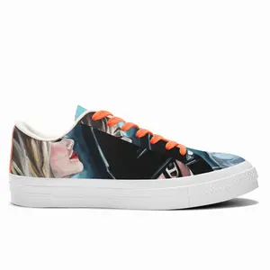 Men The Helmet Low Top Canvas Shoes