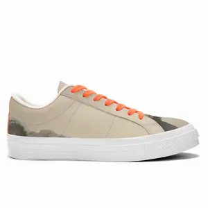 Men On The Rousty Canal Low Top Canvas Shoes