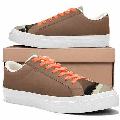 Men Lagoon With One Boat Low Top Canvas Shoes