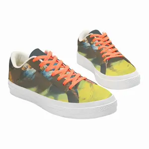 Men Racing Horses Low Top Canvas Shoes