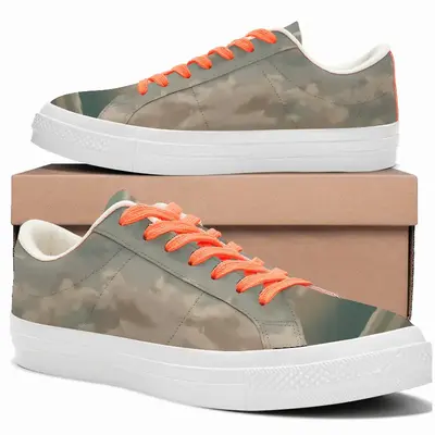 Men A Day At The Beach Low Top Canvas Shoes