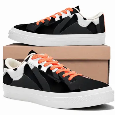 Men Ghostly Encounter Low Top Canvas Shoes