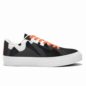 Men Ghostly Encounter Low Top Canvas Shoes