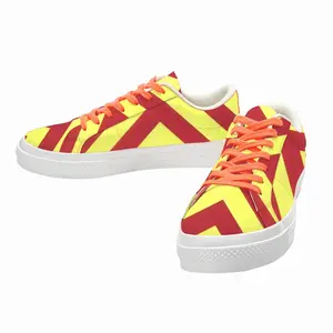 Men Danger Low Top Canvas Shoes