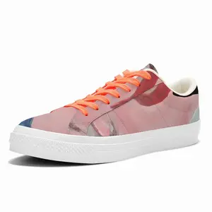 Men Cheeky Low Top Canvas Shoes