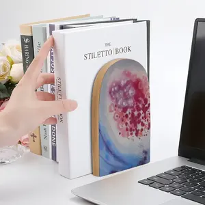 Nucleus Bookends