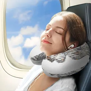 Twiggy Inoubliable U-Shaped Neck Pillow