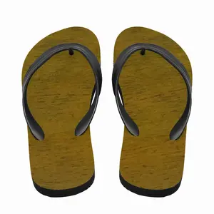 Men Brushed Medallion Flip Flop Slippers