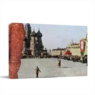 Lady In Red Square Canvas Decorative Painting (Multi-Size, Transverse)