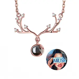 Muse Red Lipstick Deer Horn Projection Pendant