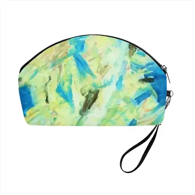 Shake Curved Makeup Bag