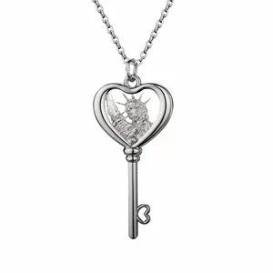 The Statue Of Liberty Heart Shaped Key Necklace