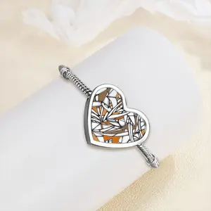 Sd Space S6621 Heart Shaped Nnake Bone Bracelet