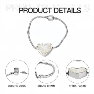 Tierra 1 Heart Shaped Nnake Bone Bracelet