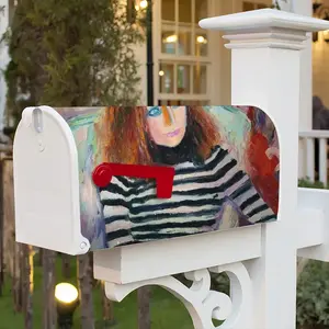 Olya Mail Box Cover