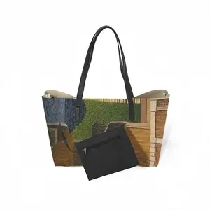 The Fugitives Leather Shopping Hanbag