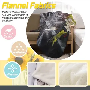 Collapse Flannel Blanket (Multi-Size, Vertical)