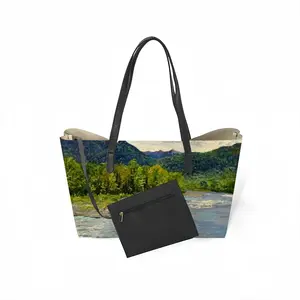 Signed Mountain River Leather Shopping Hanbag