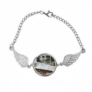 Long Legs Winged Circular Bracelet