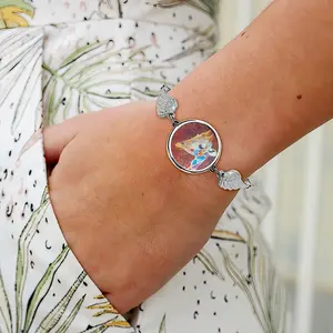 Giraffe Winged Circular Bracelet