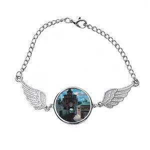 The Kremlins Pyatnitsky Gate In Kolomna Winged Circular Bracelet