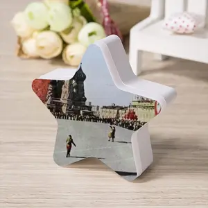 Lady In Red Square Sensor Night Light (Star)