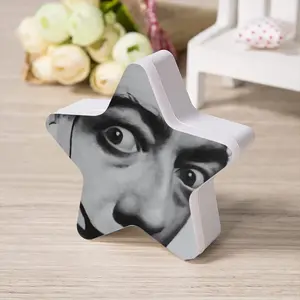 Salvador Dali Sensor Night Light (Star)