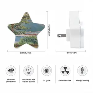 Bear Mountain New York Sensor Night Light (Star)