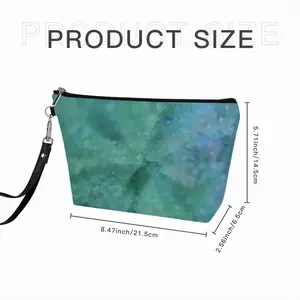 Growth 266 Seconds Handheld Makeup Bag