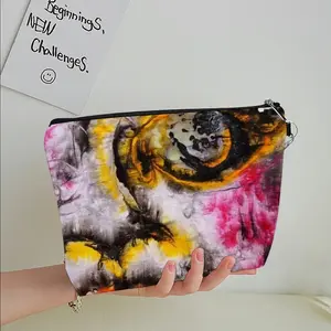 Ephemeral Face I Handheld Makeup Bag