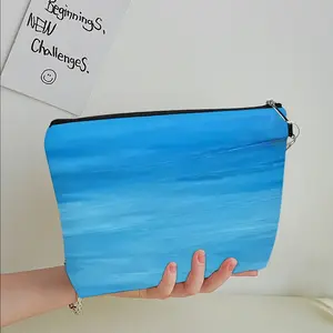 Air Handheld Makeup Bag