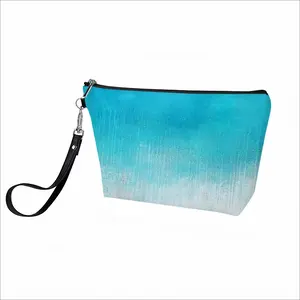 Balanced Handheld Makeup Bag