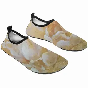 Men Gold Flower Diving Beach Shoes