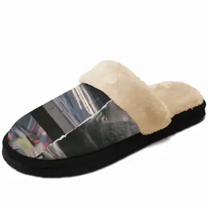 Men World Conductor Fuzzy Slippers